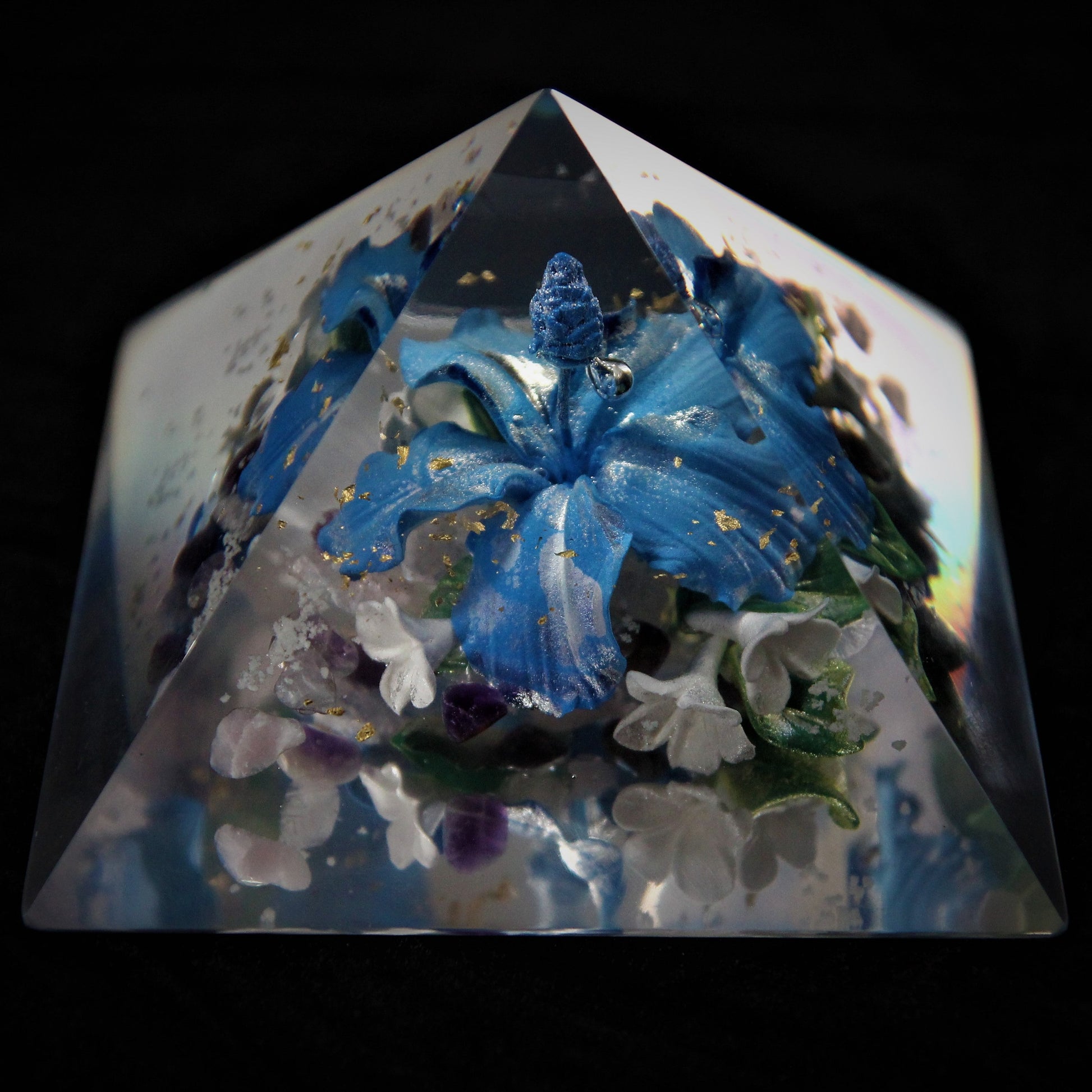  flower orgonite pyramid space harmony amulet